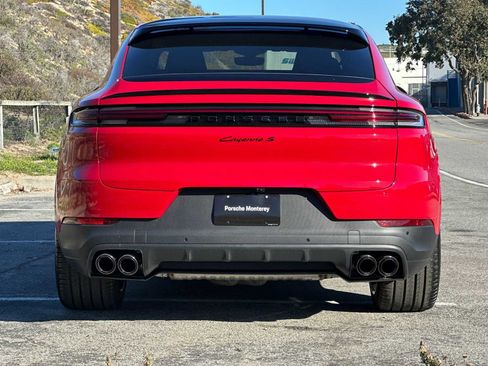New 2026 Porsche Cayenne S image 8