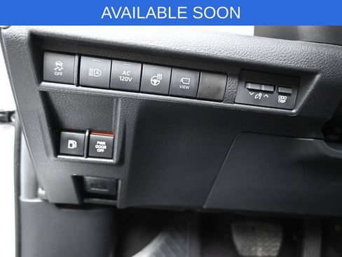 Used 2024 Toyota Sienna Platinum AWD/4WD image 12