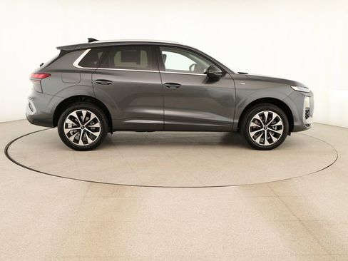 New 2026 Audi Q3 quattro 2.0T image 8