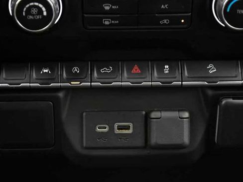 Used 2022 Chevrolet Silverado 1500 Custom Trail Boss image 20