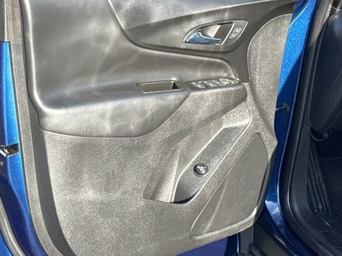 Used 2022 Chevrolet Equinox LT FWD image 14