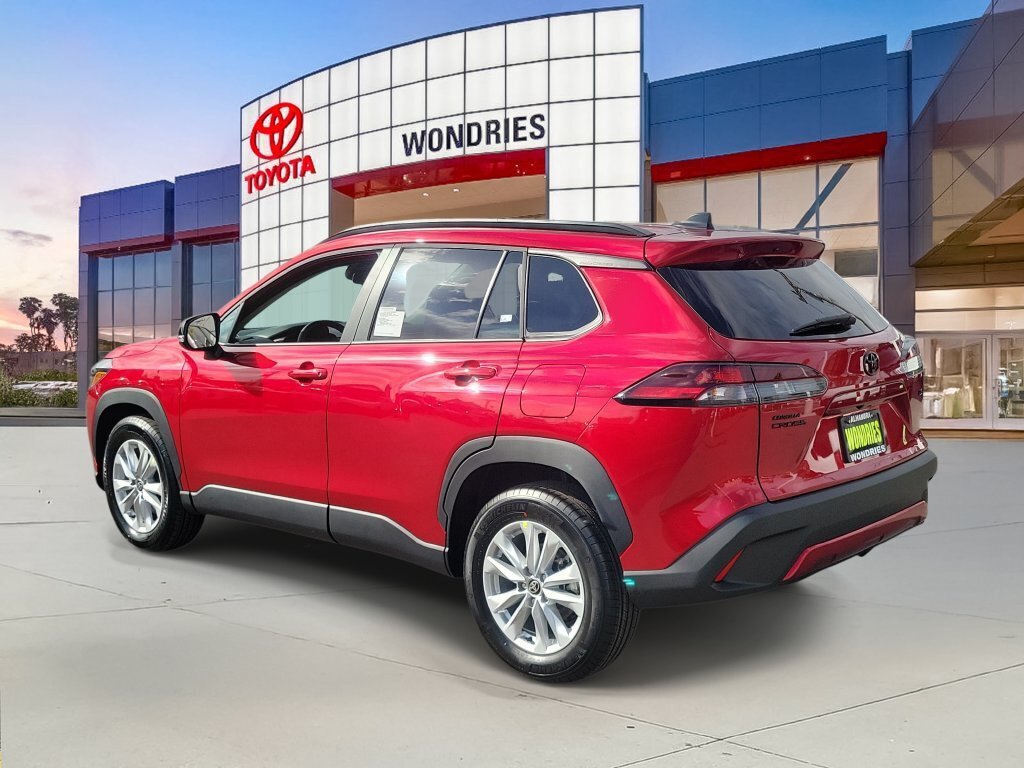 New 2026 Toyota Corolla Cross LE w/ Moonroof Package FWD image 3