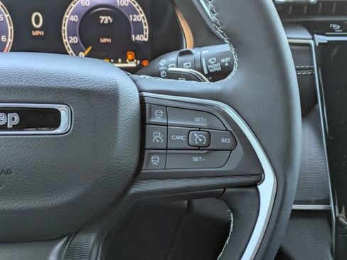 New 2025 Jeep Grand Cherokee Altitude image 26