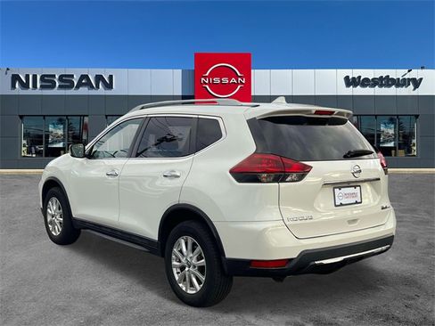 Used 2019 Nissan Rogue S w/ Special Edition Package image 6