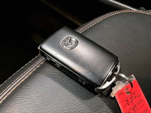 Used 2023 MAZDA CX-5 AWD 2.5 S w/ Premium Package image 18