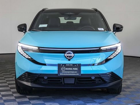 New 2026 Nissan Leaf Platinum+ image 2