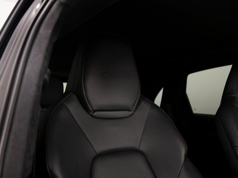 Certified 2023 Porsche Cayenne Turbo image 35