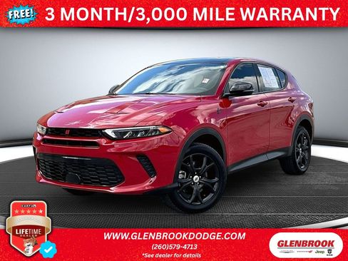 Used 2023 Dodge Hornet GT Plus w/ GT Blacktop Package AWD/4WD image 1
