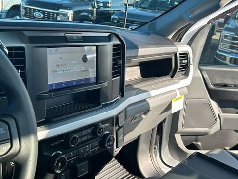 New 2025 Ford F550 2WD Regular Cab Super Duty image 15