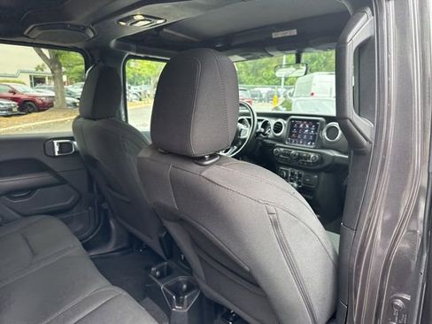 Certified 2021 Jeep Wrangler Unlimited Sahara image 27