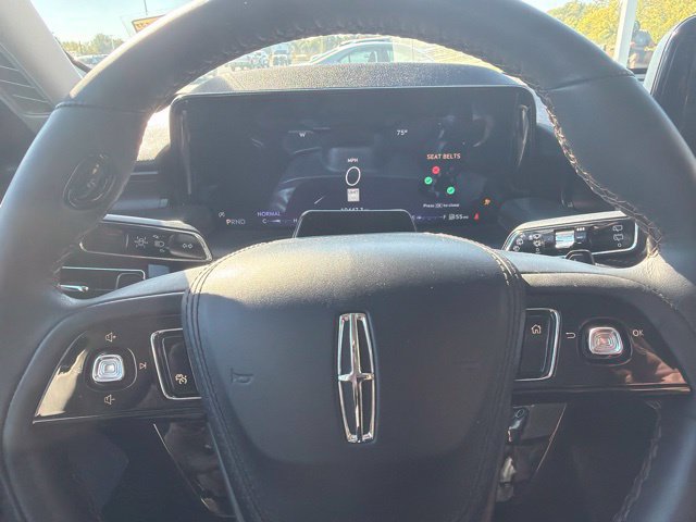 Used 2025 Lincoln Aviator Reserve w/ Equipment Group 201A AWD/4WD image 19