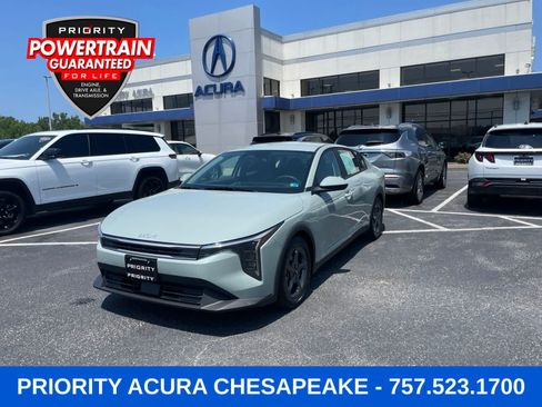 Used 2025 Kia K4 FWD image 1