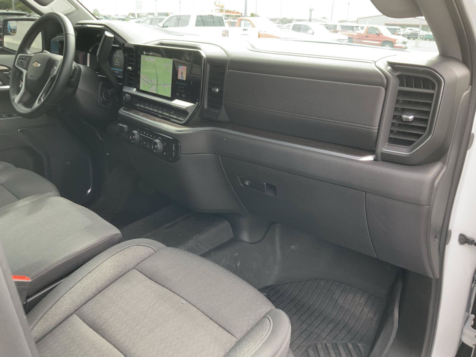 Used 2026 Chevrolet Silverado 1500 LT w/ Z71 Off-Road Package AWD/4WD image 53