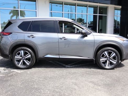 Used 2023 Nissan Rogue SL w/ SL Premium Package AWD/4WD image 9