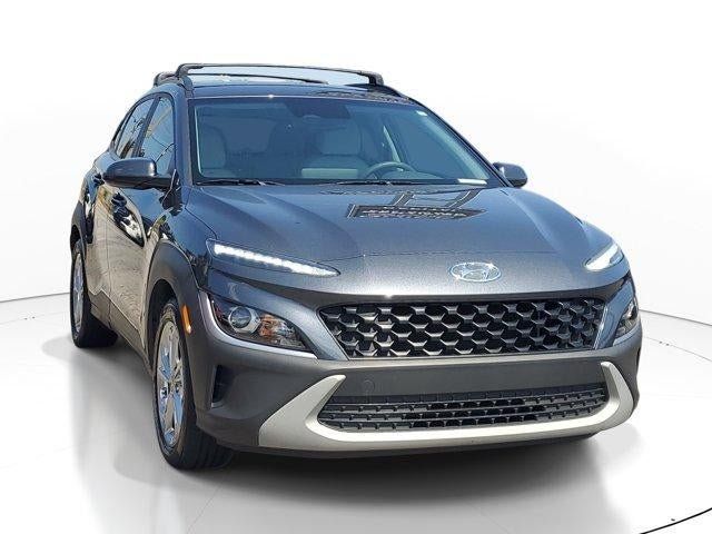 Used 2022 Hyundai Kona SEL FWD image 2