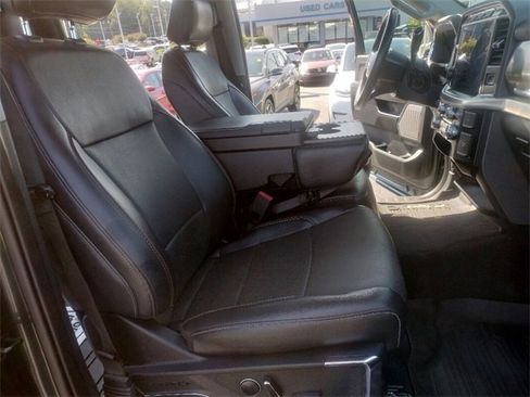 Used 2021 Ford F150 Lariat w/ Max Trailer Tow Package image 21