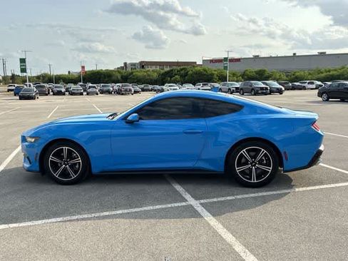 Used 2024 Ford Mustang Coupe RWD image 3