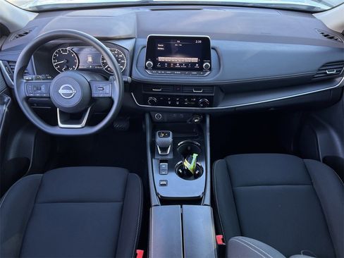 Certified 2023 Nissan Rogue S image 9