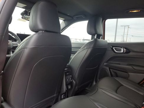 New 2026 Jeep Compass Latitude AWD/4WD image 11