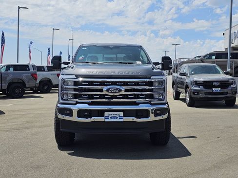 New 2026 Ford F250 Lariat w/ Lariat Premium Package AWD/4WD image 2