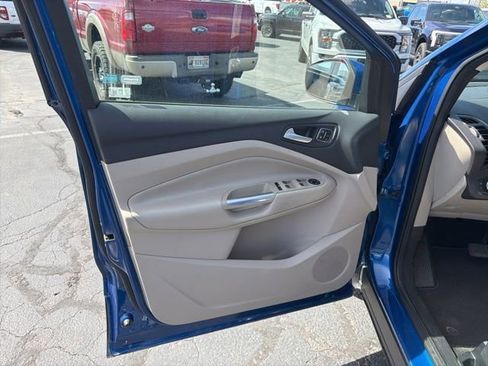 Used 2017 Ford Escape Titanium AWD/4WD image 20