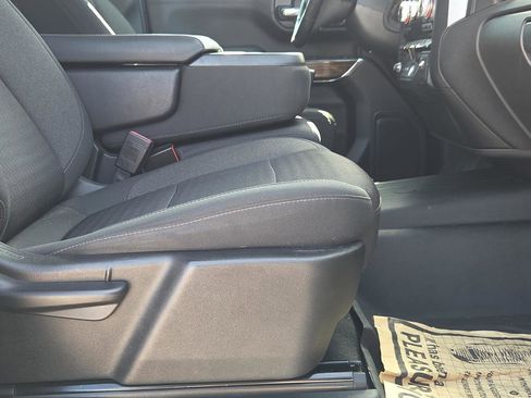 Used 2021 GMC Sierra 1500 SLE image 15