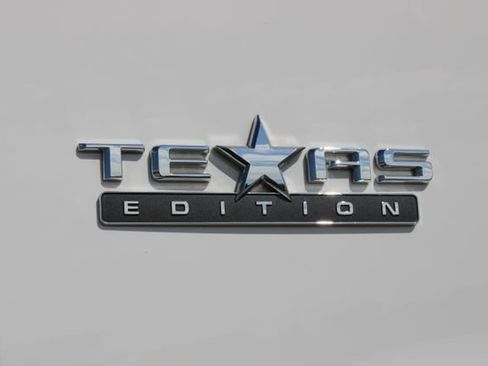 Used 2026 Chevrolet Silverado 1500 LT w/ Texas Edition Plus AWD/4WD image 18