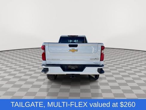 Used 2022 Chevrolet Silverado 2500 High Country image 9
