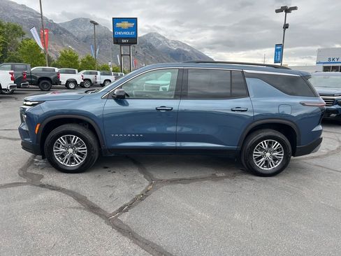 Certified 2026 Chevrolet Traverse LT w/ Driver Confidence Package AWD/4WD image 13