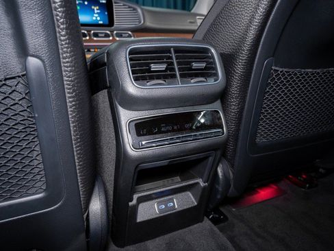 New 2026 Mercedes-Benz GLS 450 4MATIC image 25