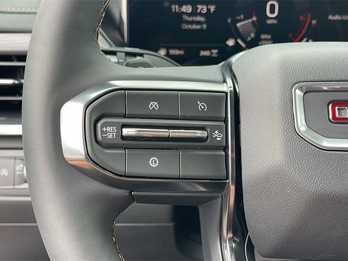 New 2026 GMC Acadia AT4 w/ Luxury Package image 23