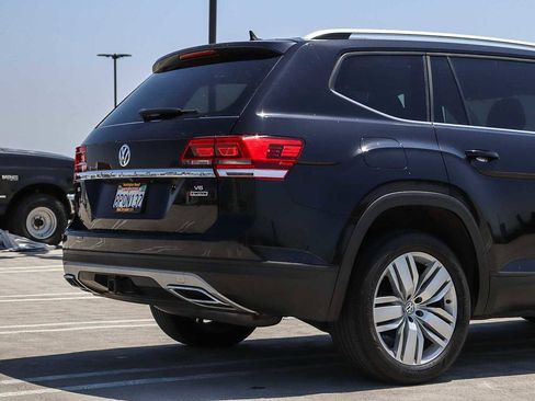 Used 2019 Volkswagen Atlas SE w/ Panoramic Sunroof Package AWD/4WD image 9