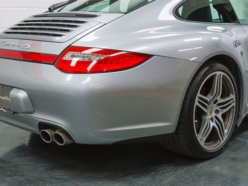 Used 2009 Porsche 911 Carrera 4S AWD/4WD image 23