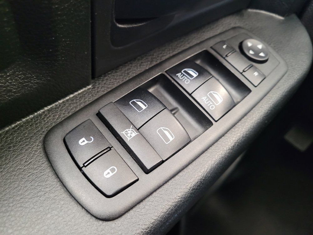 Used 2018 RAM 1500 Express w/ Express Value Package AWD/4WD image 27