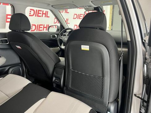 New 2026 Hyundai Venue SEL FWD image 11
