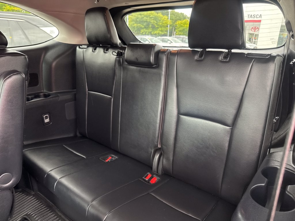 Used 2024 Toyota Highlander XLE AWD/4WD image 40
