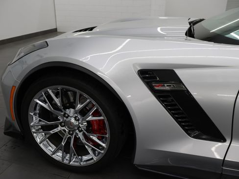 Used 2019 Chevrolet Corvette Z06 image 28