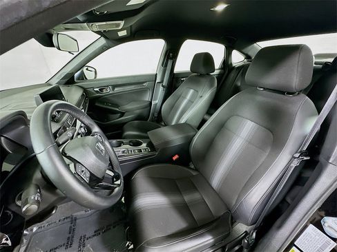 Used 2024 Honda Civic Sport image 14