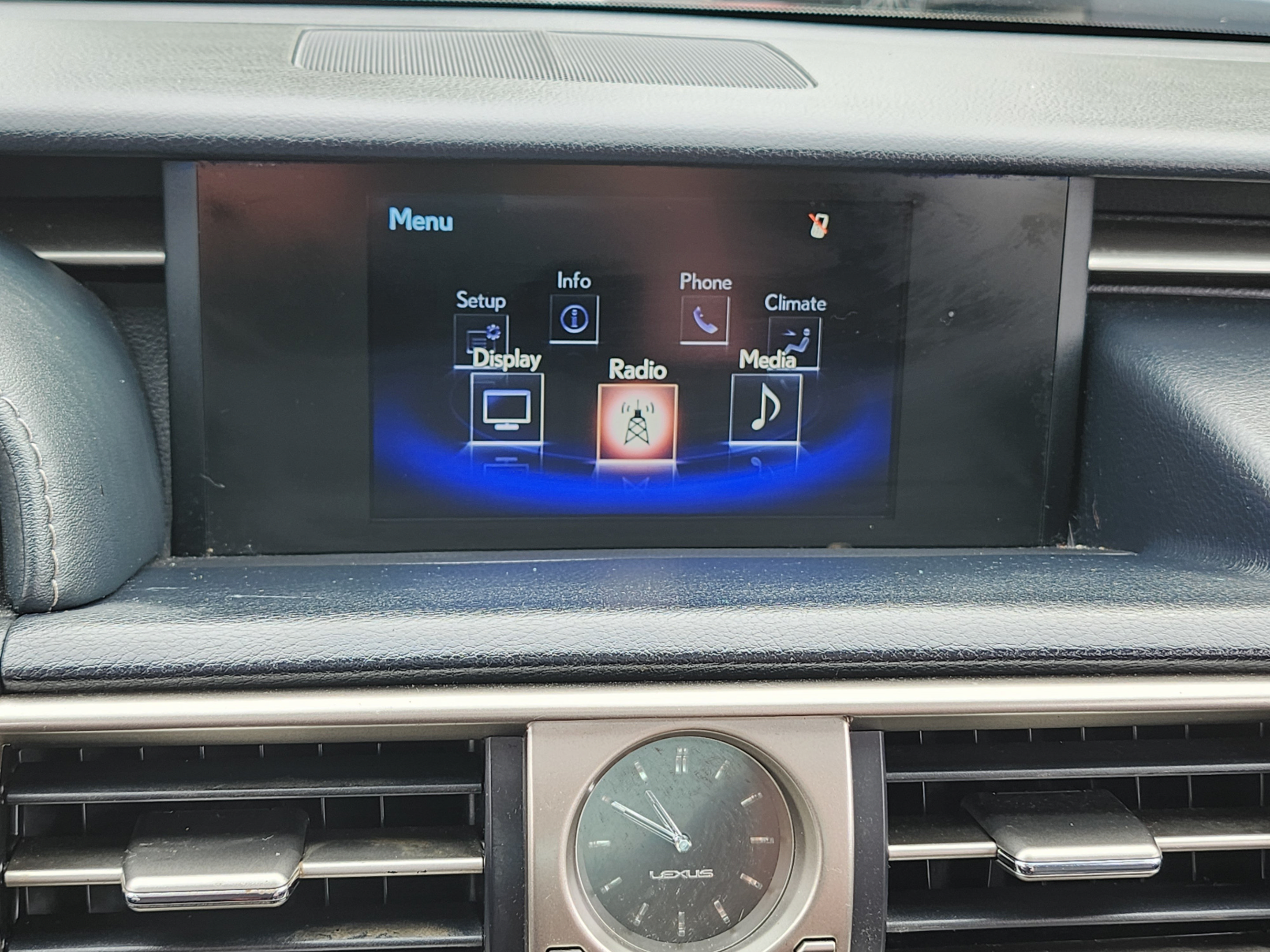 Used 2015 Lexus IS 250 w/ F-Sport Package RWD image 18