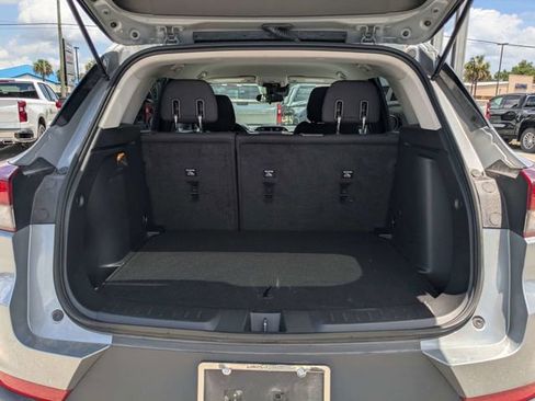 Used 2023 Chevrolet TrailBlazer LT FWD image 11