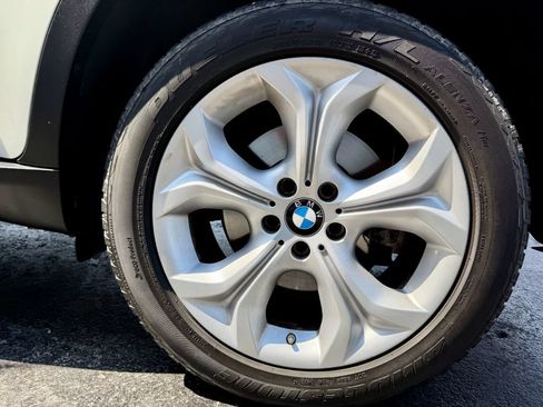 Used 2013 BMW X5 xDrive50i AWD/4WD image 34