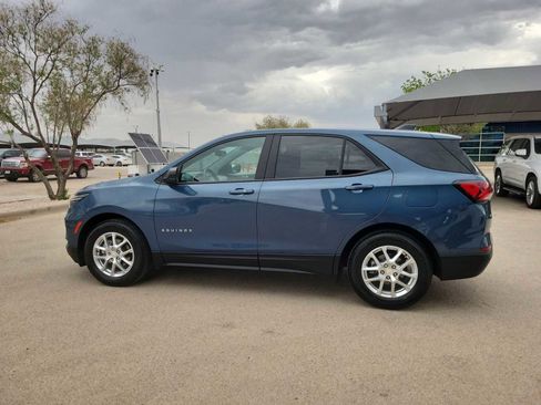 Used 2024 Chevrolet Equinox LS w/ LS Convenience Package FWD image 5