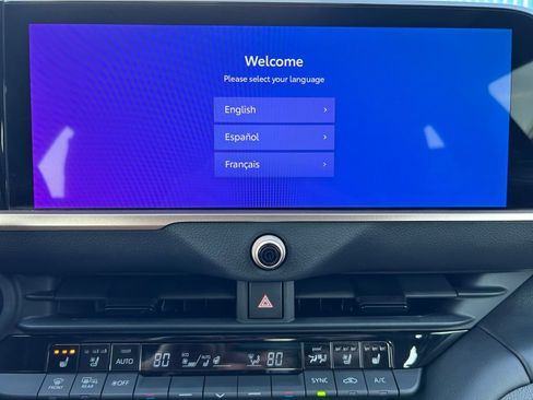 Used 2025 Toyota Crown Platinum image 36