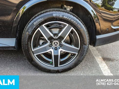 Used 2025 Mercedes-Benz GLC 300 4MATIC w/ AMG Line image 16