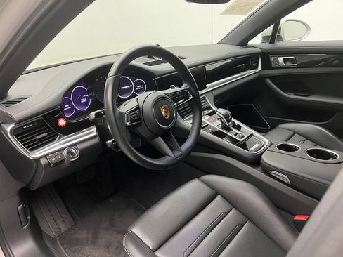 Certified 2023 Porsche Panamera 4 AWD/4WD image 4