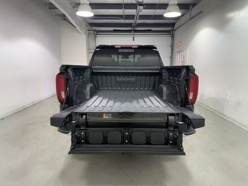 New 2026 GMC Sierra 1500 SLT w/ SLT Premium Package image 8