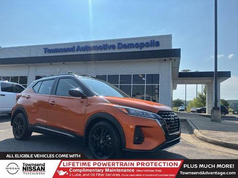 Certified 2023 Nissan Kicks SR w/ SR Premium Package image 1