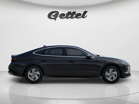 Used 2025 Hyundai Sonata SE FWD image 7