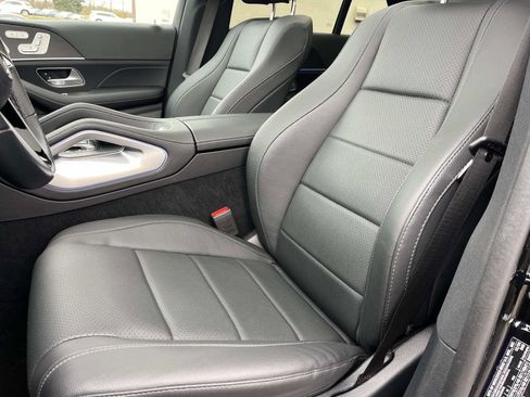 Used 2025 Mercedes-Benz GLE 350 4MATIC image 23