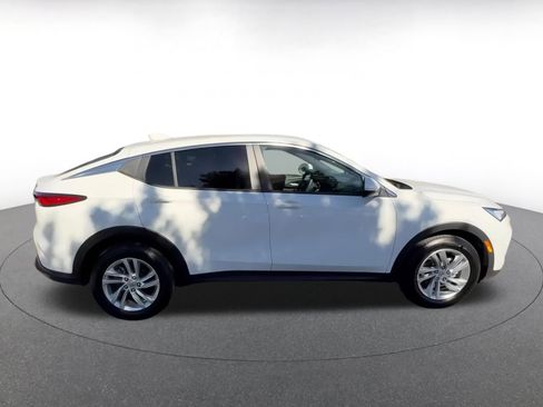 Used 2025 Buick Envista Preferred image 16